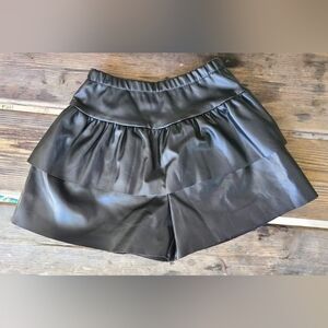 MAYORAL SZ 110 / 5 VGUC BLACK pleather lined paperbag style Dressy shorts